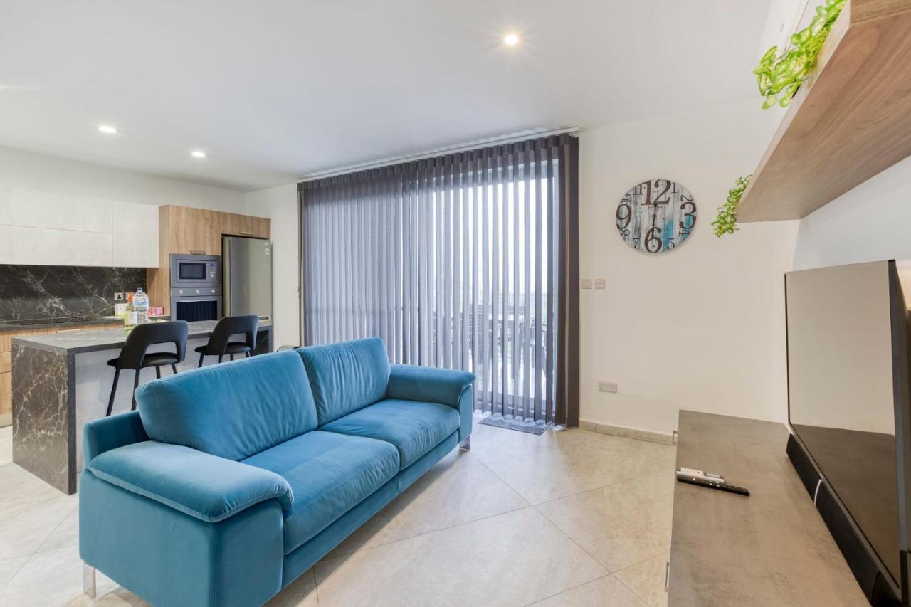 Stunning Apartment With Pool-Hosted By Sweetstay ซากฮรา ภายนอก รูปภาพ